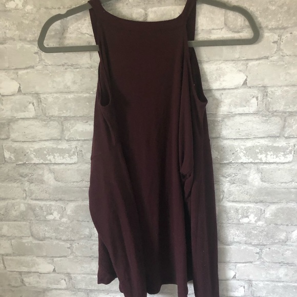 American eagle maroon cutout shoulder long sleeve - Picture 2 of 4